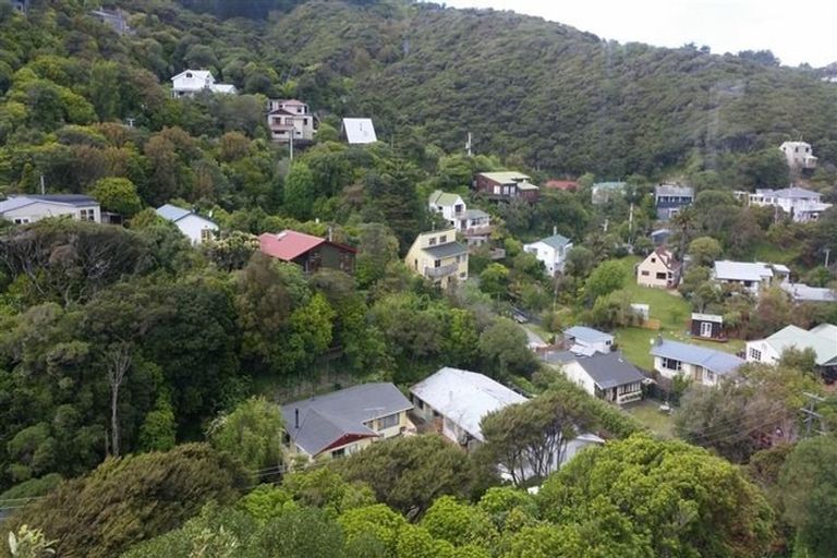 Photo of property in 75b Airlie Road, Plimmerton, Porirua, 5026
