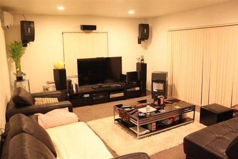 Photo of property in 107 Bushlands Park Drive, Albany, Auckland, 0632