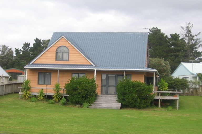 Photo of property in 152 Waimaire Avenue, Matarangi, Whitianga, 3592