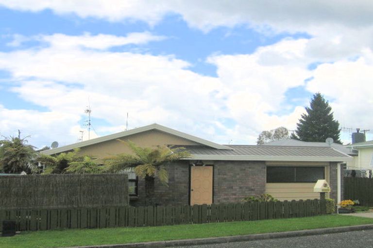 Photo of property in 44 Hillstone Avenue, Gate Pa, Tauranga, 3112