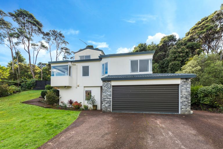 Photo of property in 23b Woodfern Crescent, Titirangi, Auckland, 0604