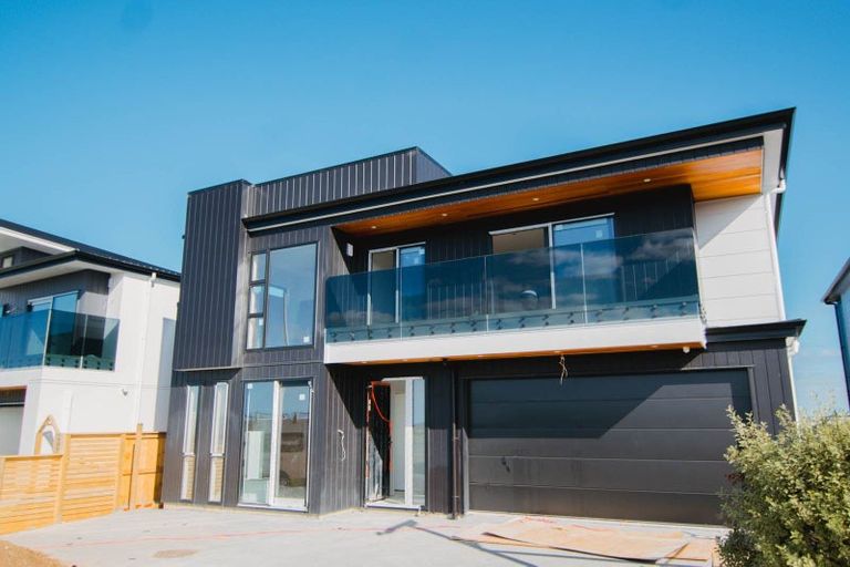 Photo of property in 216 Vaughans Road, Long Bay, Albany, 0792