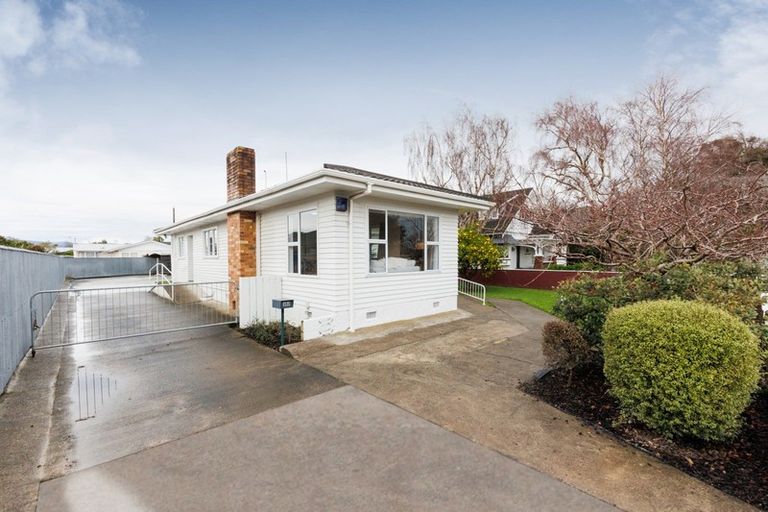 Photo of property in 352 College Street, West End, Palmerston North, 4410