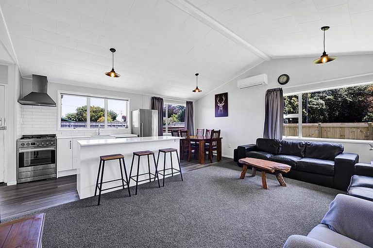 Photo of property in 39 Fairfield Road, Hawera, 4610