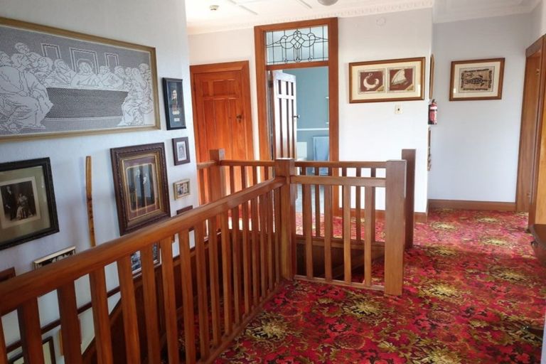 Photo of property in 2 Edward Street, Dannevirke, 4930