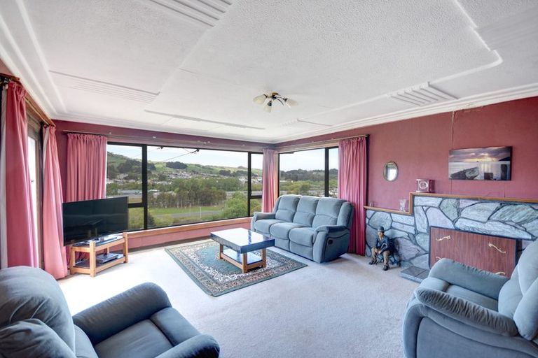 Photo of property in 44 Waldron Crescent, Green Island, Dunedin, 9018