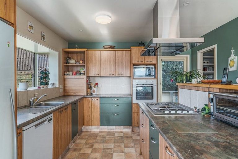 Photo of property in 9 Bob Lee Place, Wanaka, 9305