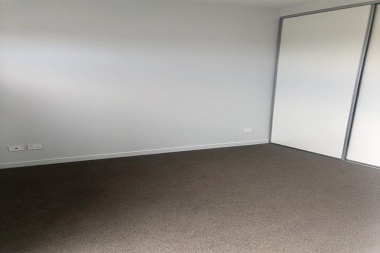 Photo of property in Frank Sargeson Apts, 202/74 Anzac Street, Takapuna, Auckland, 0622