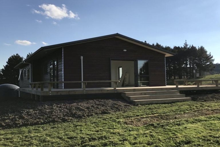 Photo of property in 62 Gervin Road, Wainui, Silverdale, 0992