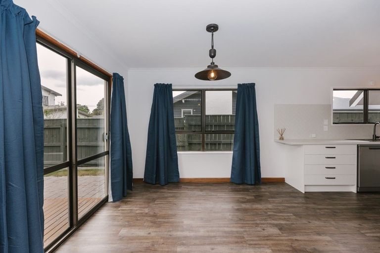 Photo of property in 417a Ruahine Street, Terrace End, Palmerston North, 4410