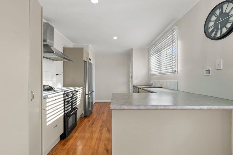 Photo of property in 2 Bernard Street, Papatoetoe, Auckland, 2025