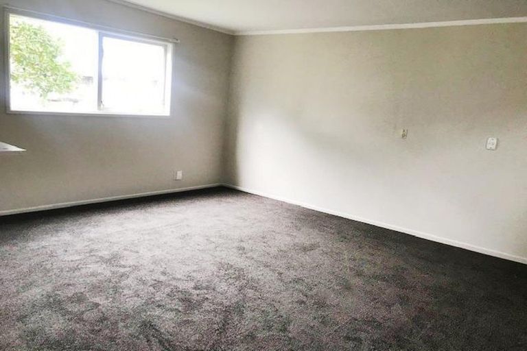 Photo of property in 15 Stainton Place, Otara, Auckland, 2023