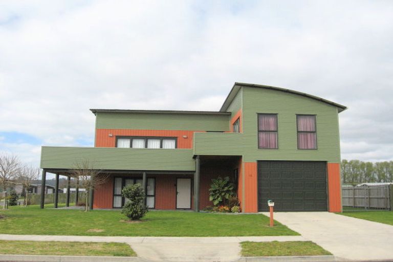 Photo of property in 12 Marlin Street, Whitianga, 3510