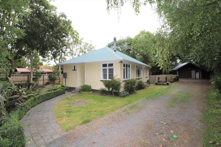 Photo of property in 8 Saint John Street, Southbridge, 7602