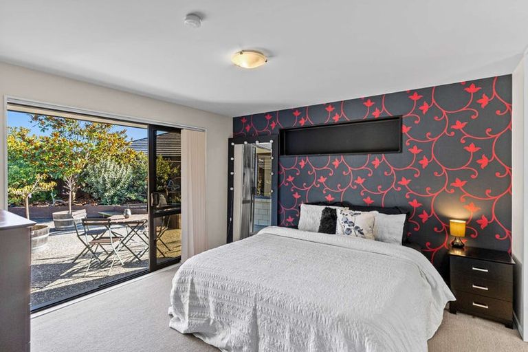 Photo of property in 39 Pegasus Main Street, Pegasus, 7612