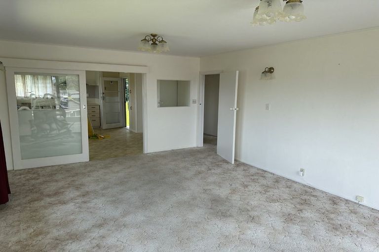 Photo of property in 15 Bevyn Street, Castor Bay, Auckland, 0620