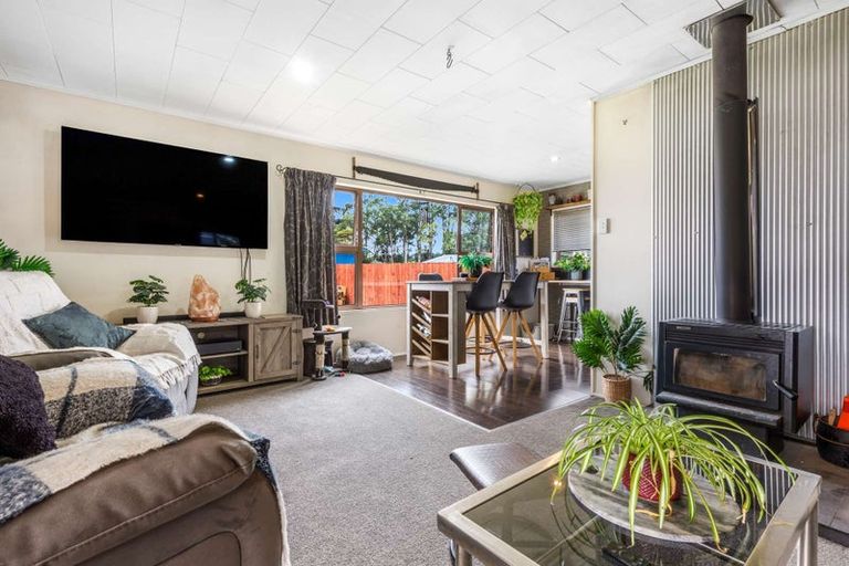 Photo of property in 30 Victor Street, Dannevirke, 4930