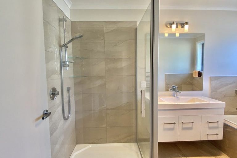 Photo of property in 106 Melksham Drive, Churton Park, Wellington, 6037