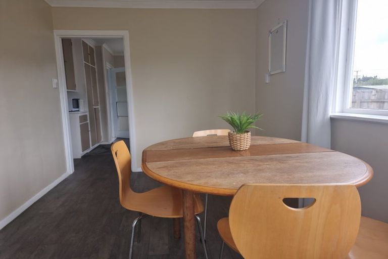 Photo of property in 9 Foster Street, Taita, Lower Hutt, 5011