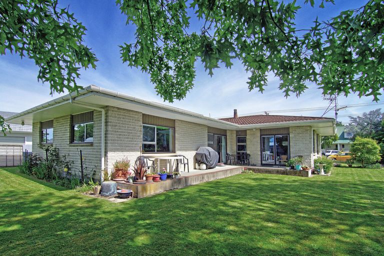 Photo of property in 42 Oak Street, Masterton, 5810