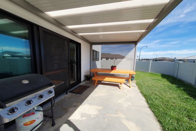 Photo of property in 33 Waimakariri Drive, Te Awa, Napier, 4110