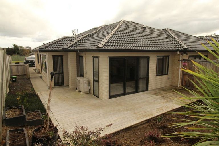 Photo of property in 109 Tapu Road, Huapai, Kumeu, 0810
