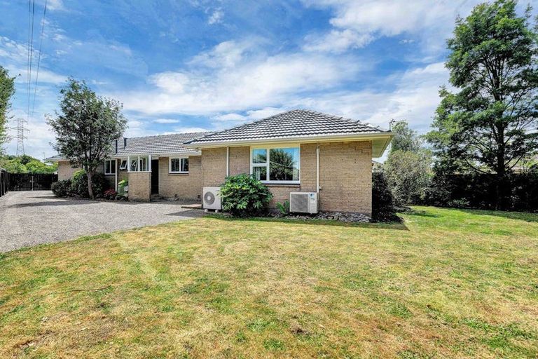 Photo of property in 8 Brenda Place, Halswell, Christchurch, 8025