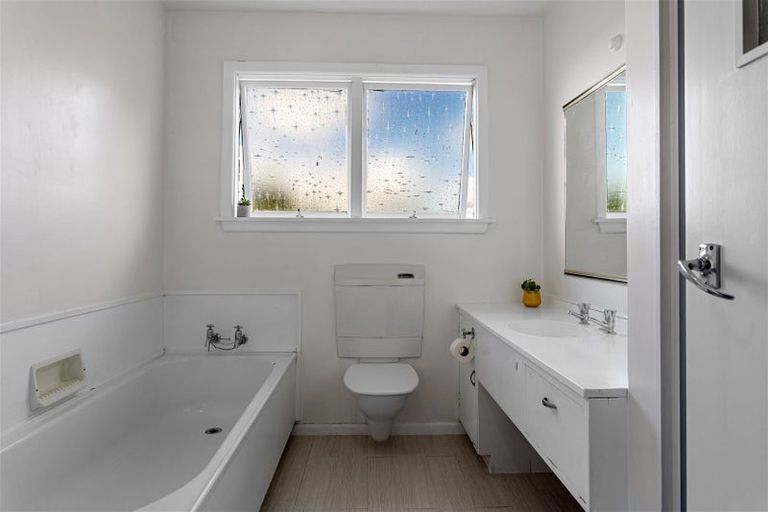 Photo of property in 7 Coates Place, Rangiora, 7400