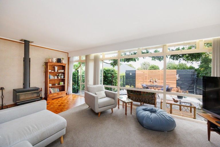 Photo of property in 5 Hokowhitu Court, Hokowhitu, Palmerston North, 4410