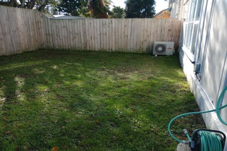 Photo of property in 1/15 Eldon Grove, Taita, Lower Hutt, 5019