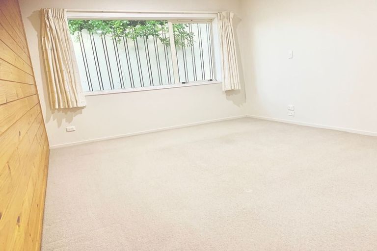 Photo of property in 2/11 Taiko Court, Northpark, Auckland, 2013