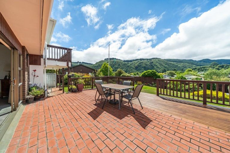 Photo of property in 31 Amber Grove, Birchville, Upper Hutt, 5018