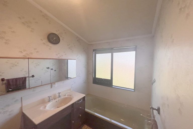 Photo of property in 390a Fergusson Drive, Heretaunga, Upper Hutt, 5018