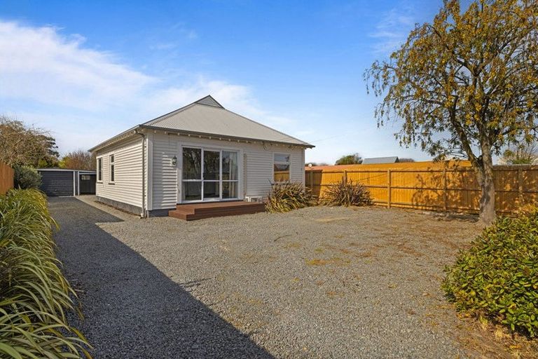Photo of property in 140 Hills Road, Edgeware, Christchurch, 8013