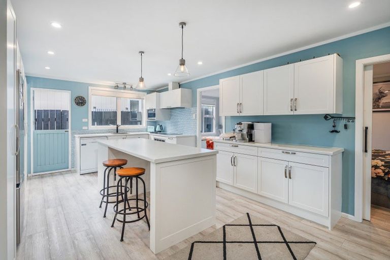 Photo of property in 137a Cook Drive, Whitianga, 3510