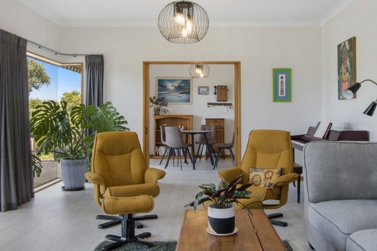 Photo of property in 2 Baigent Place, Tanners Point, Katikati, 3177