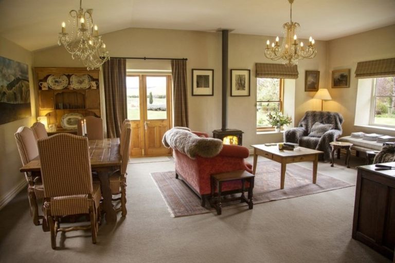 Photo of property in Lombardy Cottage, 162 Shepherds Flat Road, Cambrians, Oturehua, 9386