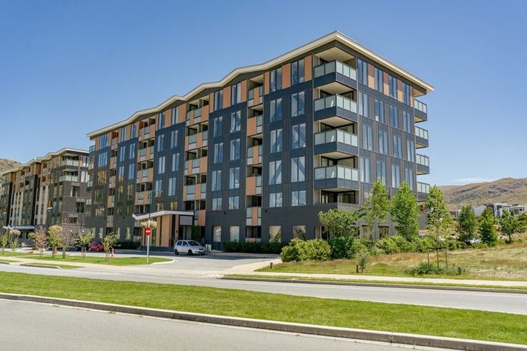 Photo of property in Kawarau Residences, 404/16 Mountain Ash Drive, Frankton, Queenstown, 9300
