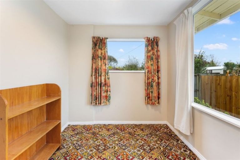 Photo of property in 1 Pine Avenue, Kainga, Christchurch, 8083