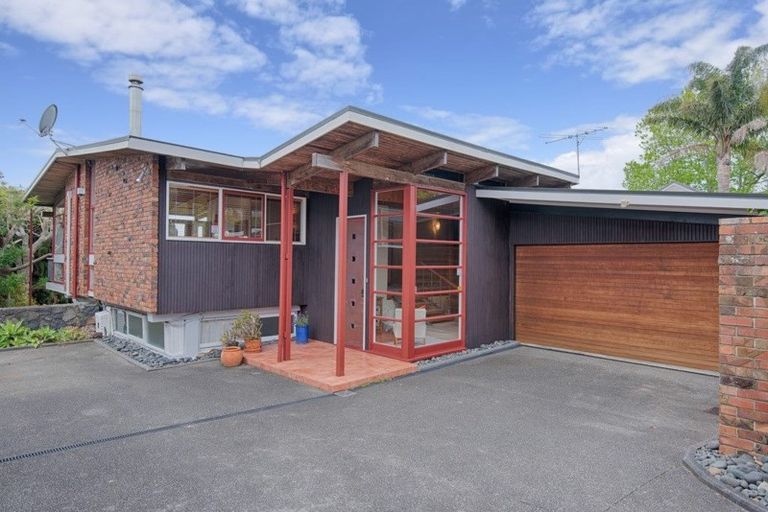 Photo of property in 50 Castor Bay Road, Castor Bay, Auckland, 0620
