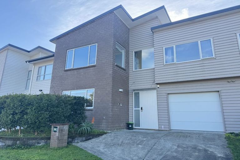 Photo of property in 22 Sunshine Boulevard, Sunnyvale, Auckland, 0612
