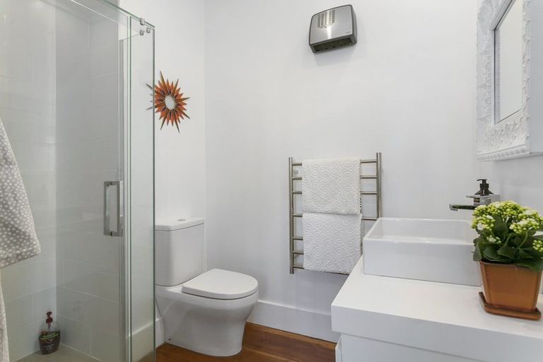 Photo of property in 30 Grosvenor Street, Cambridge, 3434