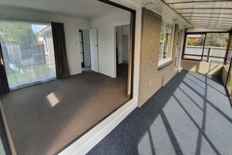 Photo of property in 157 Wainoni Road, Avondale, Christchurch, 8061