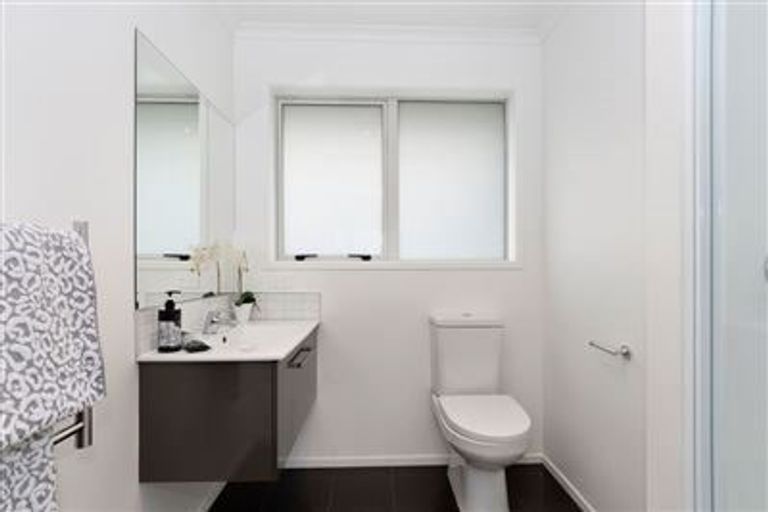 Photo of property in 30 Livingstone Drive, Papamoa Beach, Papamoa, 3118