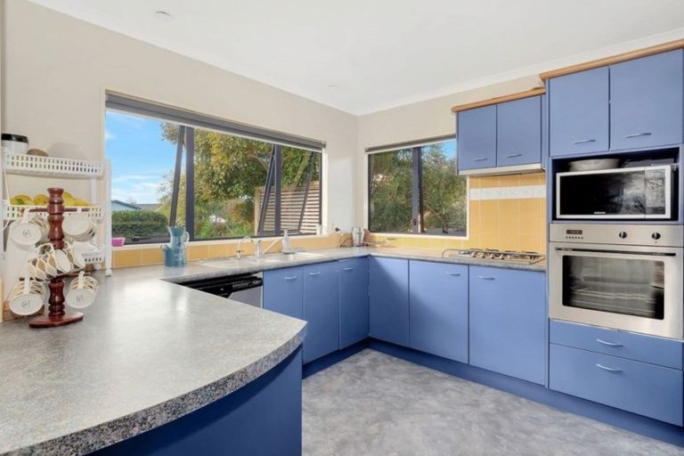 Photo of property in 49 Fairview Place, Te Puke, 3119