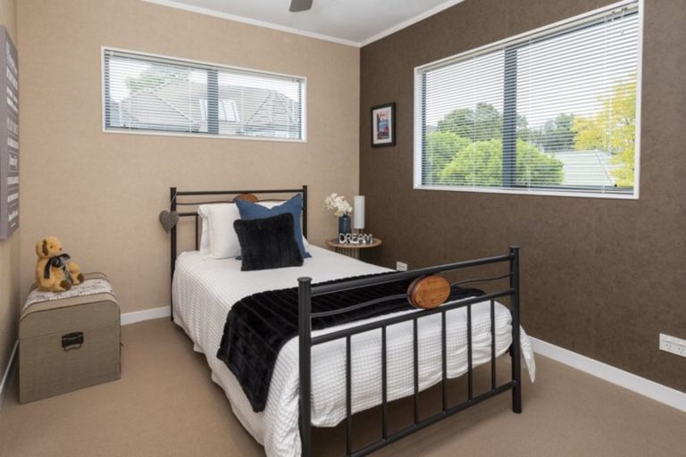 Photo of property in 7 Larkin Place, Somerville, Auckland, 2014