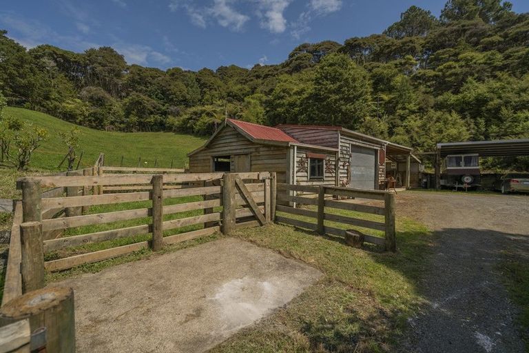 Photo of property in 185 Kaimarama Road, Kaimarama, Whitianga, 3591