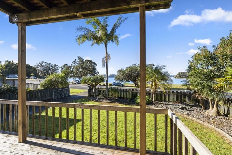 Photo of property in 2 Seaview Road, Paihia, 0200