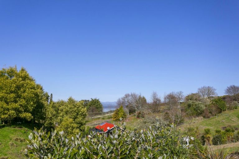 Photo of property in 18 Glen Mohr, Acacia Bay, Taupo, 3385