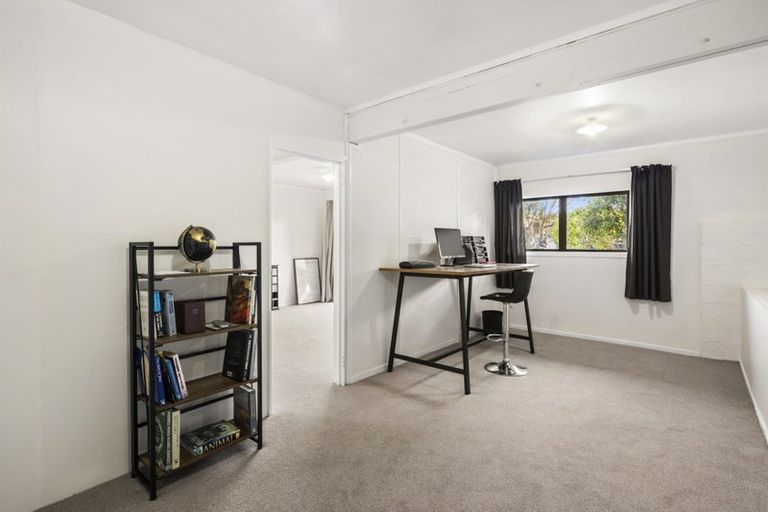 Photo of property in 13 Arun Crescent, Southgate, Wellington, 6023